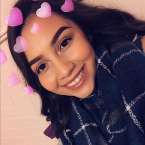 Meet your Posher, Norelys